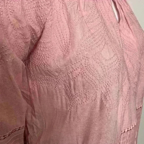 Coco Colette Pink Textured Top NWT - Picture 5 of 9